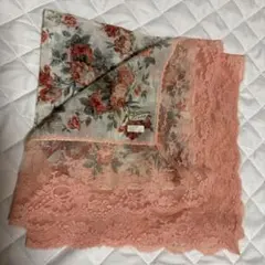 【新品未使用】Fiore 花柄レース大判ハンカチor膝掛けorスカーフ