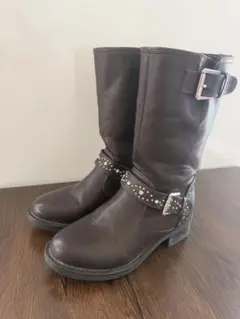 ロングブーツ ブラウン ベルト付き スタッズ付き 23センチ