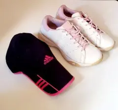 adidas 女性用ゴルフシューズとキャップセット