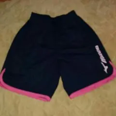 7月上旬頃発送　値下げ！試着のみミズノバレーの短パン紺✕ピンク Mサイズ
