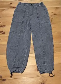 GU コクーンジョガープルオンパンツ