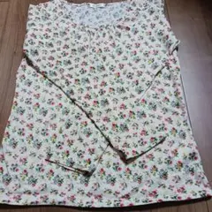 a.v.v standard 花柄 長袖Tシャツ