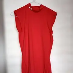 UNDER ARMOUR レッド ハイネック タンクトップ MD