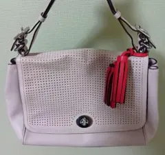 【中古/美品】COACH　2wayショルダーバッグ　パンチングレザー　タッセル付