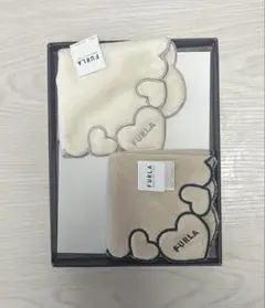 フルラ　ハンカチ2枚FURLAのサムネイル