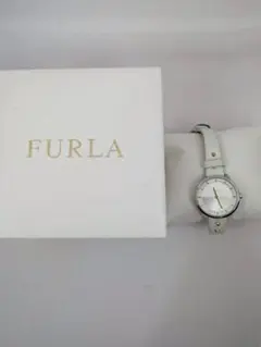 FURLA ホワイトレザー 腕時計