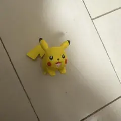 ピカチュウ モンコレ