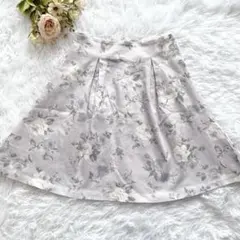 evelyn エブリン 花柄ミニスカート M 上品のサムネイル