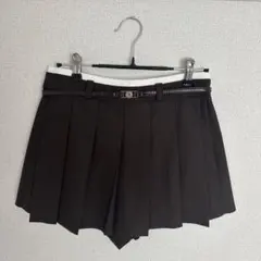 MAJE ベルト付き プリーツショートパンツ ダークブラウンのサムネイル