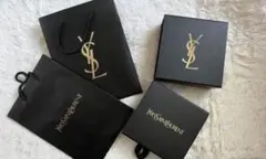 Yves Saint Laurent ショッパー ギフトボックス ラッピング