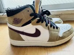 Air Jordan スニーカー ベージュ/ホワイト/バーガンディ