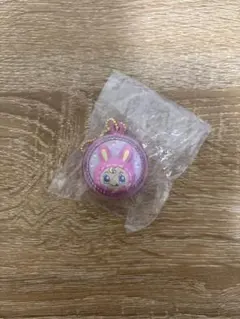 新品未使用　メゾピアノ　ガチャ　ミニチュアコスメチャーム　ベリエちゃんコンパクト