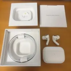 【箱・説明書付】AirPods Pro 第1世代 ジャンク品（左耳ノイズあり）