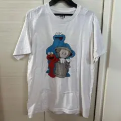 KAWS セサミストリート Tシャツ M