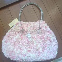 ハローキティチャームつきバック