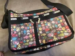LeSportsac カラフルショルダーバッグ