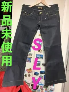 Item thumbnail for item efee7b12-39dd-4203-8865-9c195ad625a2