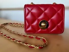 Private Label 赤いキルティングショルダーバッグ