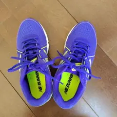 値下げします！New Balance ランニングシューズ 紫　23.5