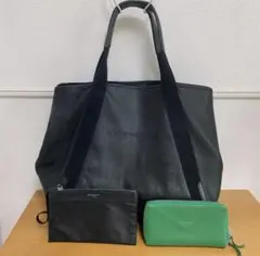 バレンシアガ バッグと長財布セット - メルカリ