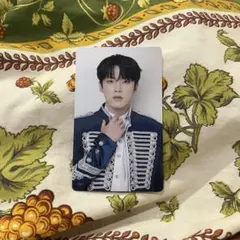 Item thumbnail for item d9854cee-5d76-49a3-8f15-6a4972b3d7a4