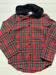 フード付き赤と黒チェックシャツ　130cm