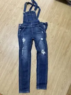 GYDA デニムサロペット ダメージ加工のサムネイル