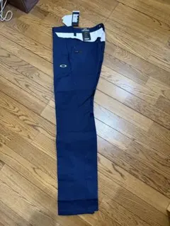 「新品 OAKLEY ゴルフパンツ タイトテーパード ネイビー 3Dストレッチ」