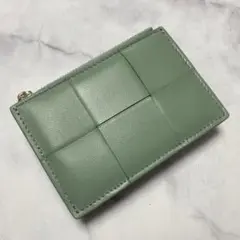 【新品未使用】フラグメントケース　高級羊革イントレチャート　財布　ミントグリーン