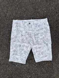 EPOCA UOMO ペイズリー柄 ホワイト×グレー ショートパンツ ゴルフ対応