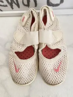 【NIKE】リトルリフト（ホワイト×ピンク）（15cm）