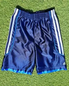 adidas ハーフパンツ 130cm ネイビー ストライプ