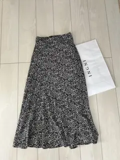 爆安セール！　超美品　イング　スカート