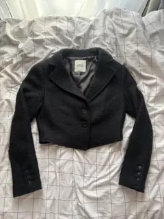 GYDA ブラック クロップドジャケット