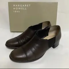 マーガレットハウエルのサムネイル