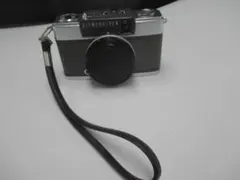送料無料　OLYMPUS PEN EES-2 コンパクトフィルムカメラ 本体のサムネイル