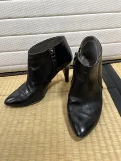 【ANTEPRIMA】黒 ショートブーツ ピンヒール【24cm】のサムネイル