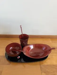 御膳、塗食器4セット