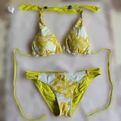 BILLABONG ビキニ セパレート 水着 イエロー 花柄 Mサイズのサムネイル