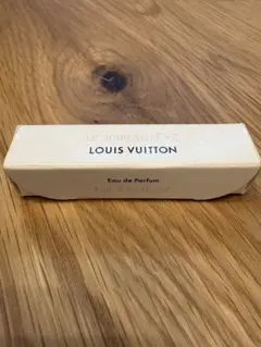 LOUIS VUITTON LE JOUR SE LEVE 香水 2mlのサムネイル