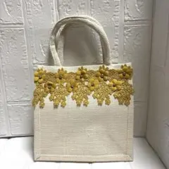 Item thumbnail for item 89552db7-5cf9-4cff-ac83-838c933f8d49