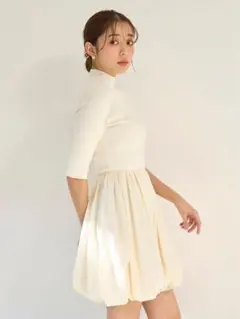 スナイデル　snidel ワンピース バルーンスカート フレア　夏 白 7分丈