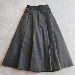 LAPICA グレー 膝下フレアスカート ウール混紡
