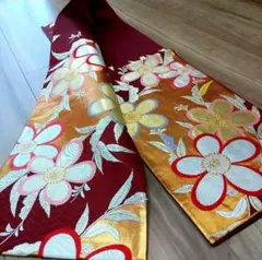 D613 振袖 万寿菊 流水 金彩 正絹 着物 袷 極美品 - メルカリ