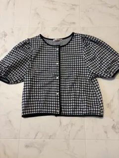 チェック柄パフスリーブクロップドシャツ