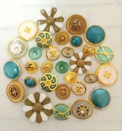 お譲り❤ヴィンテージボタンアソートセット♪〈63〉
