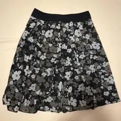 ワールドAnatelier 花柄フレアスカート 黒・グレー・花柄 size38