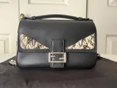 2025年最新】フェンディ fendi ダブルマイクロバケットの人気アイテム