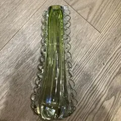 Item thumbnail for item d2efde2f-ae12-4e77-91cd-684af78abebb