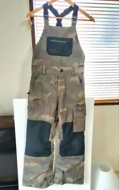 ビブパンツ ウェア